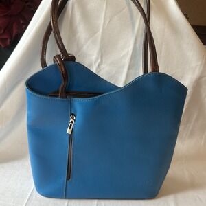 Del Bargo Blue and dark brown‎ leather handbag converts to backback
